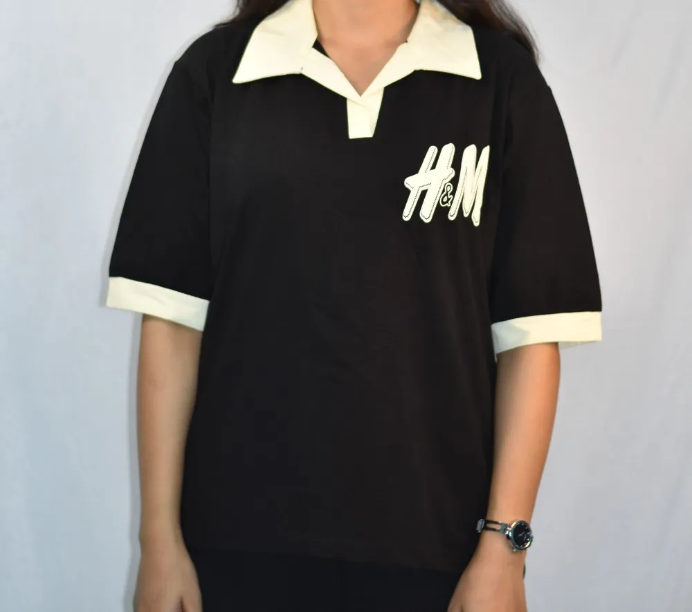 NYVAZ Women's Black Contrast Collar Polo T-Shirt