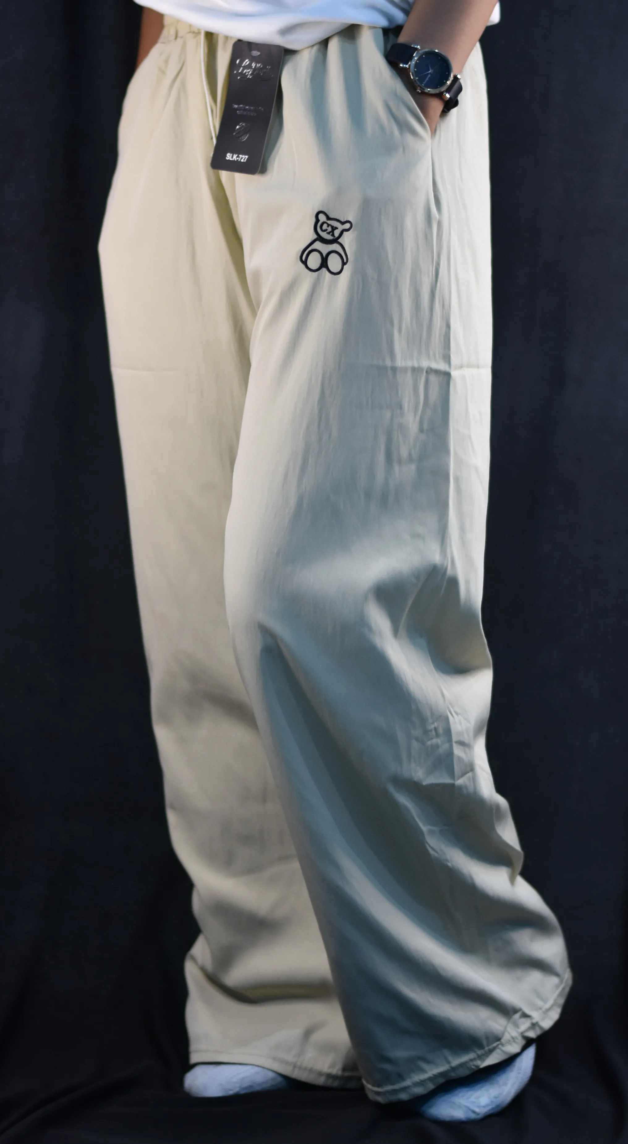 off white Women's Off White Embroidered Wide Leg Lounge Pants